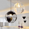 Lampadario a sospensione mappamondo E27 in metallo nero bianco sfera globo sospeso