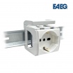 Adattatore supporto frutti per guida din con presa shuko 2 moduli in quadri elettrici