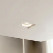 Portafaretto quadrato in gesso da incasso a scomparsa controsoffitto per faretti led GU10
