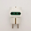 Adattatore riduttore triplo spina shuko 10/16A P17 2P/T con 2 prese bipasso e 1 presa shuko bianco